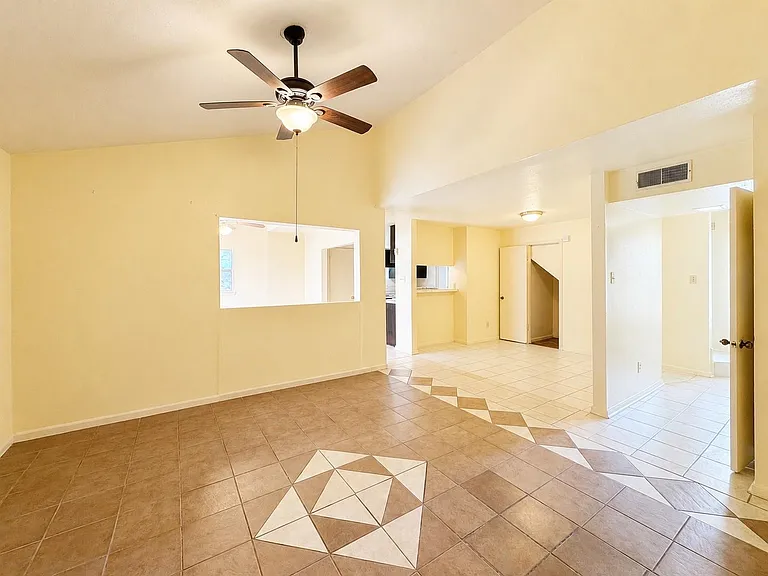 12504 Autumn Leaf Ln — Photo 13