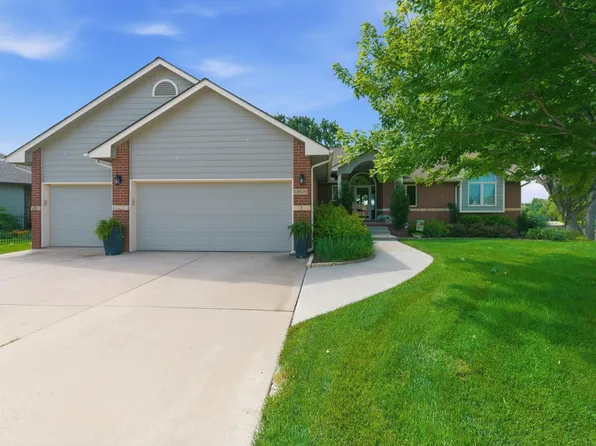 12609 W Hardtner Cir, Wichita, KS 67235