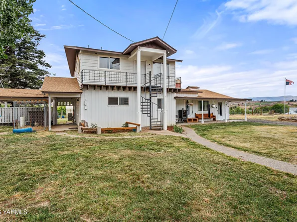 540 Zimmerman Rd, Yakima, WA 98908