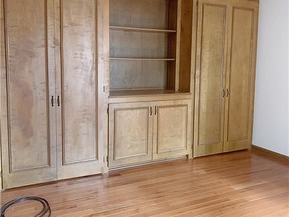 4th image of 57 Birdsong Cir