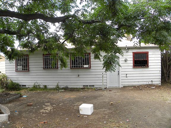3rd image of 3405 Euclid Ave