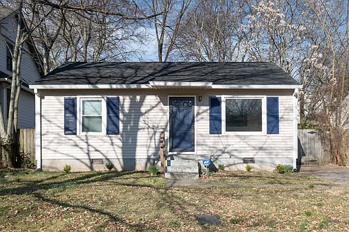 606 Village Ct Photo 1