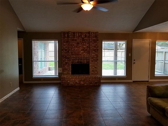 5th image of 16319 Ember Hollow Ln