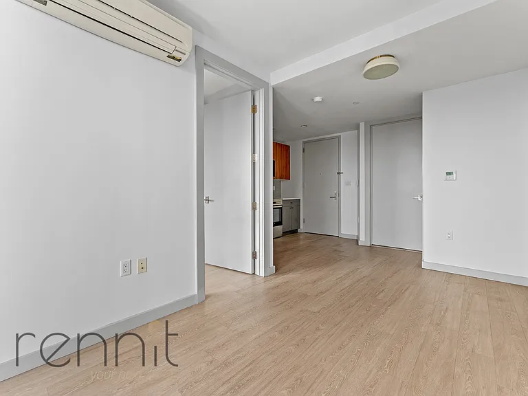 2809 Clarendon Rd #623 — Photo 4