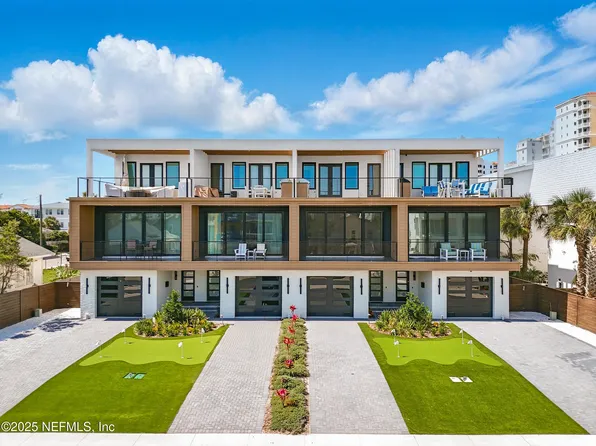 121 12TH Avenue S, Jacksonville Beach, FL 32250