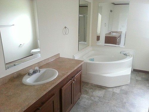 2nd image of 46319 Chadsworth Dr