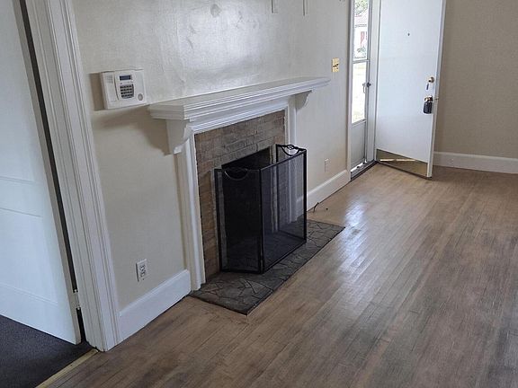 3rd image of 604 Hines Avenue