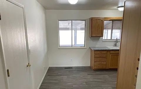 5th image of 310 Paul Ave