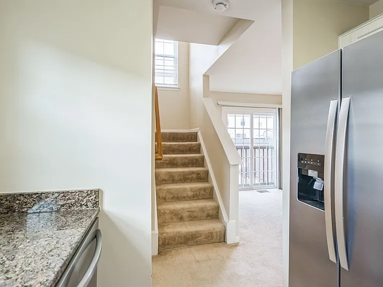 46051 Marble Ter — Photo 9
