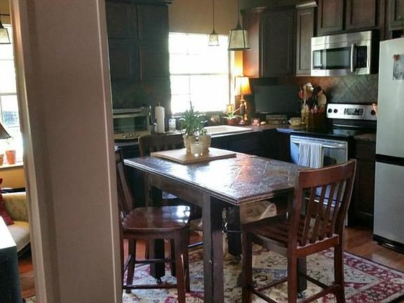 2nd image of 1448 Auburn Green Loop