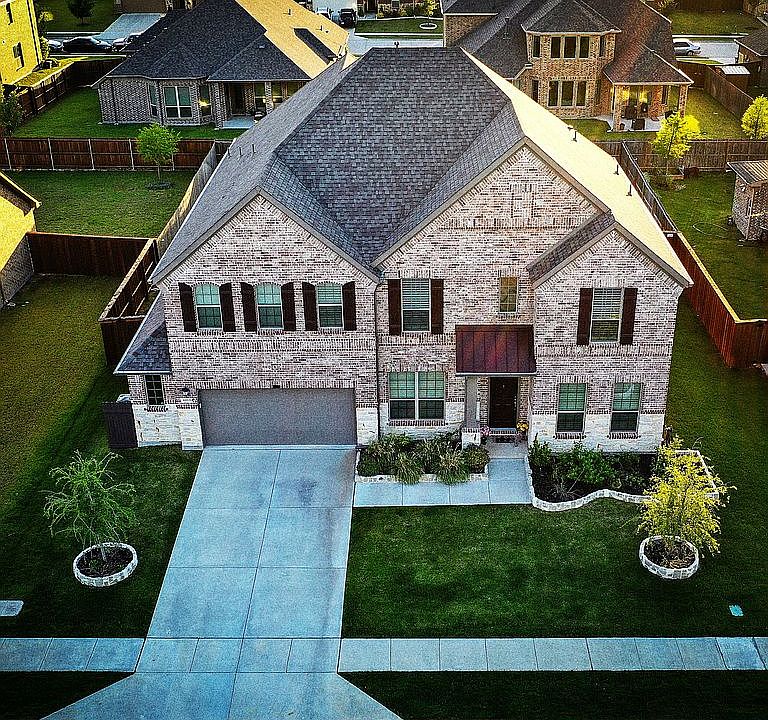 1st image of 4413 Lone Elm St