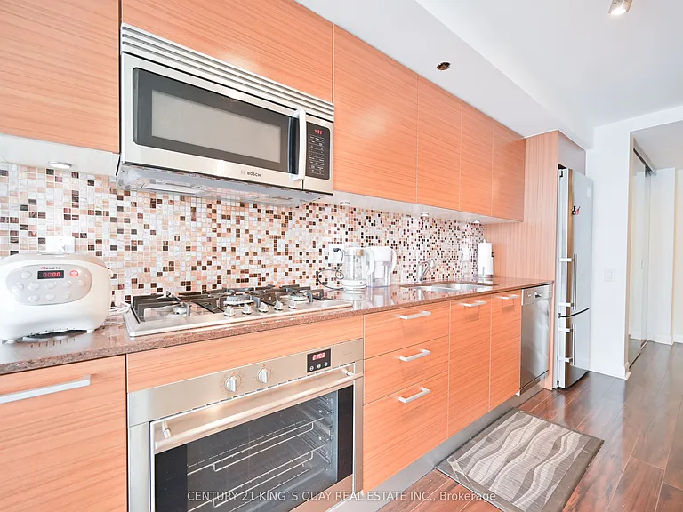 375 King St W #2908 — Photo 3
