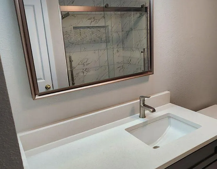 Quartz counter
