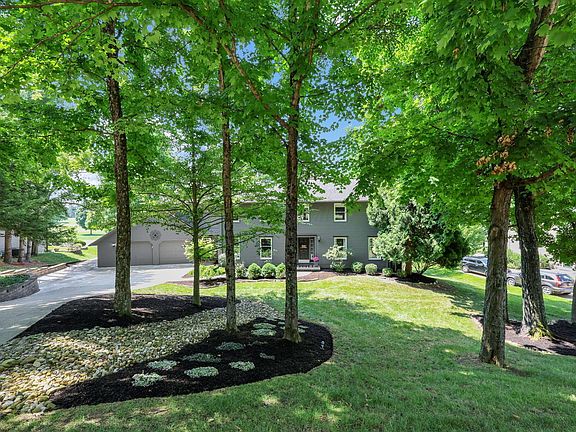 2nd image of 72 Pinehurst Dr
