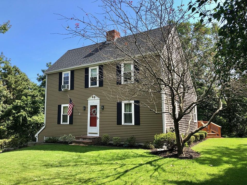 1st image of 10 Kenwood Dr