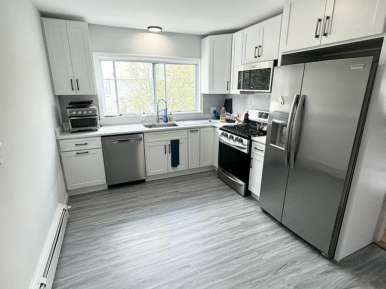16 Eliot St #2 — Photo 1