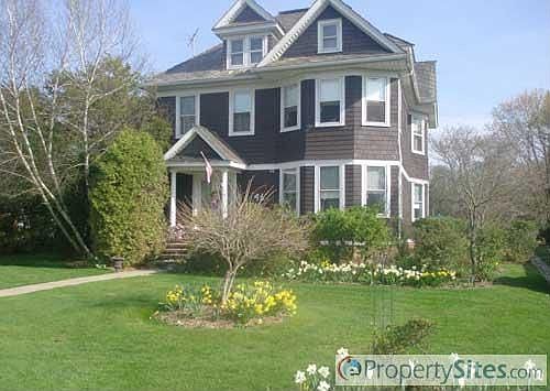 1st image of 46 Reid Ave