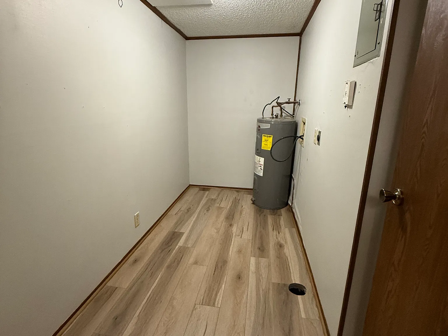 1 bed, $695 — Photo 3