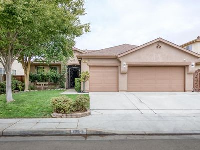 1887 N Belvedere Ave, Fresno, CA, 93722
