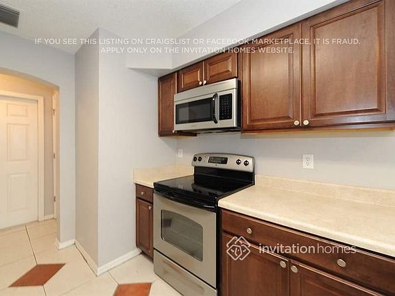 4th image of 10808 Wrigley Ct