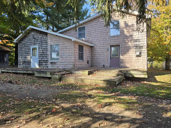 187 W Ferney St, Clarksville, MI 48815