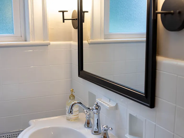 600 Clay Ave #2 — Photo 12