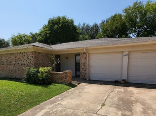 3612 Spring Meadows Dr, Arlington, TX 76014
