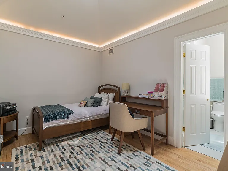 1351 Wisconsin Ave NW #3B — Photo 12