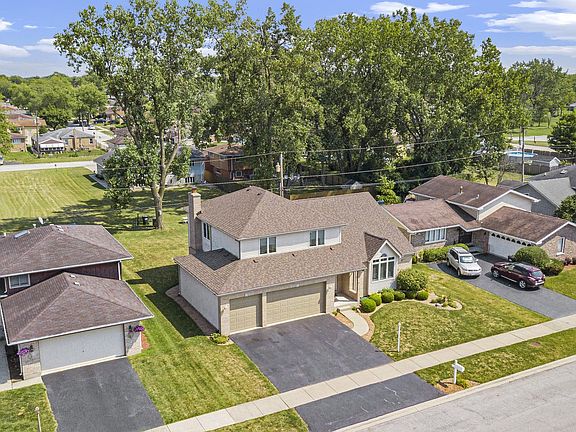 4th image of 3131 Rosiclaire Ct