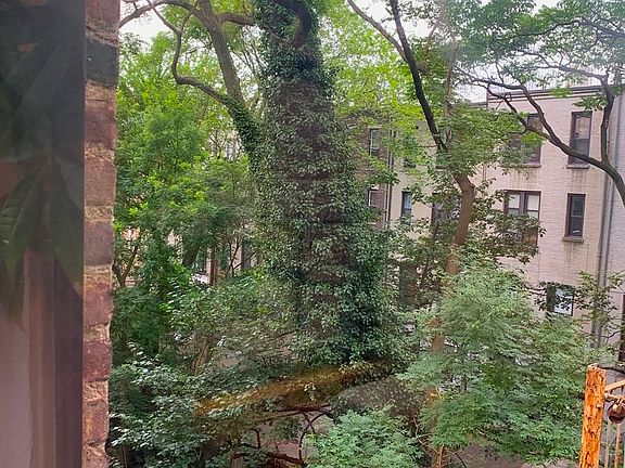3rd image of 90 Edgecombe Ave APT 35