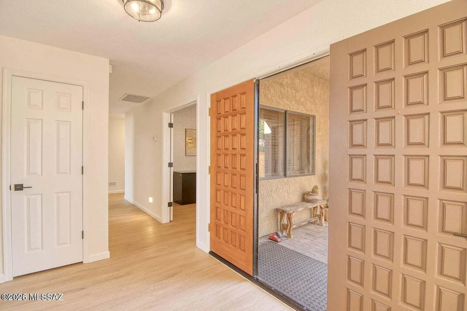 2 bed, 2.5 bath, 1784 sqft, $6,500 — Photo 4