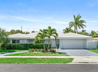718 W Camino Real, Boca Raton, FL 33486
