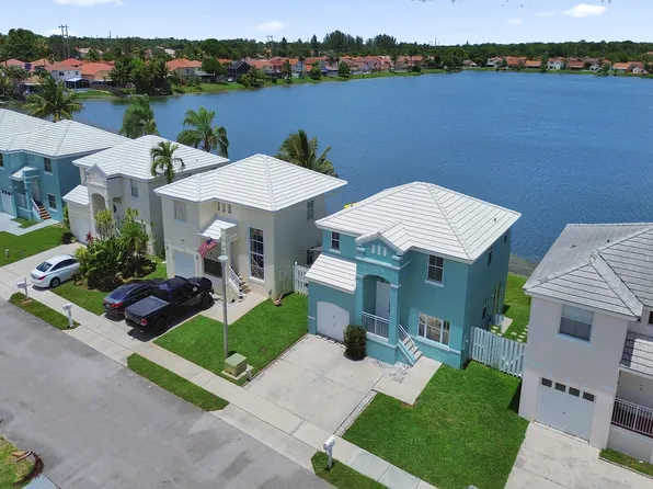 6733 Bayfront Drive, Margate, FL 33063