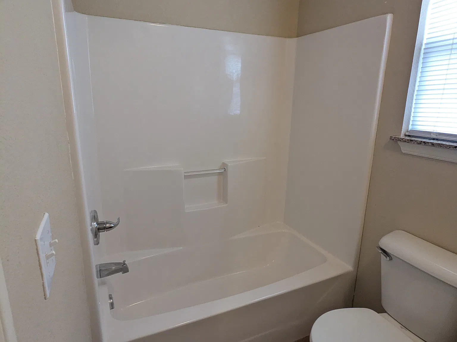 2 bed, 850 sqft, $800 — Photo 4