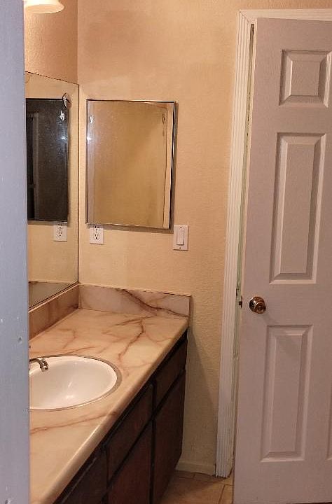 2nd image of 13509 Yakima Rd APT 1
