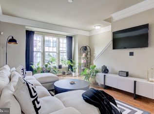 Triangle Highlands Condo, Triangle, VA 22172