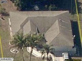 2810 SE 8th Pl, Cape Coral, FL 33904