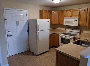 127 E Main St APT 207, Smithtown, NY 11787
