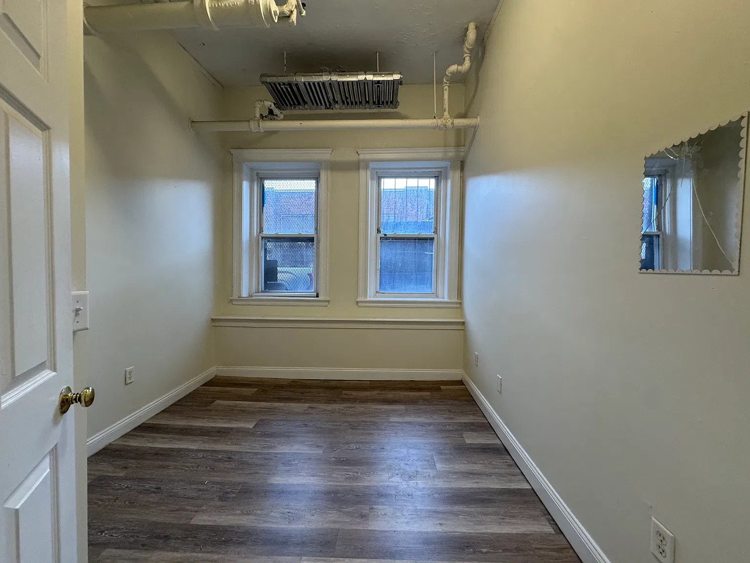 2 bed, 1000 sqft, $2,500 — Photo 4