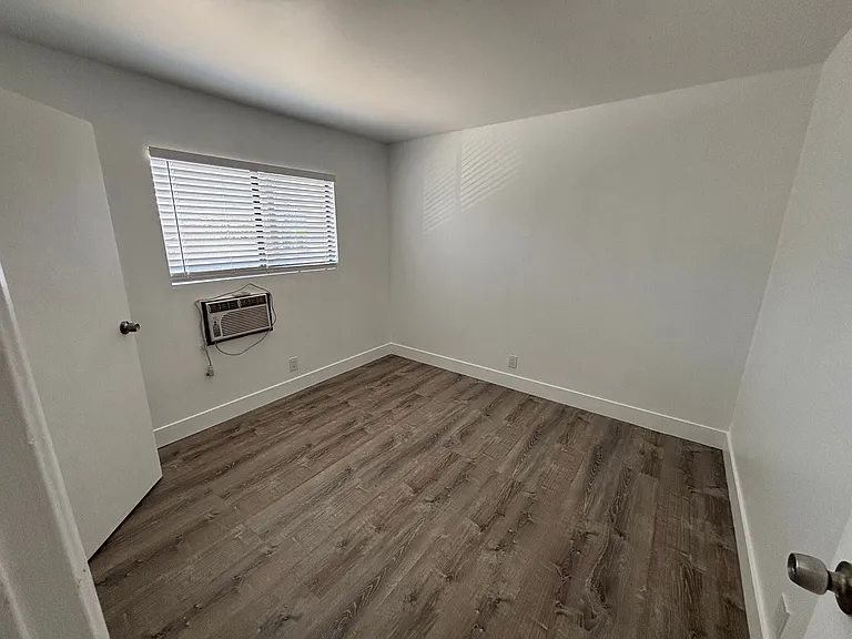 344 E Santa Anita Ave — Photo 9