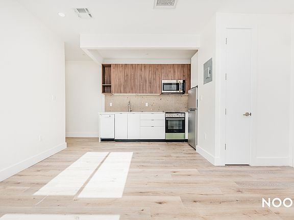 4th image of 570 Nostrand Ave #3H