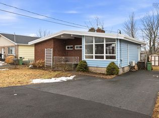 415 Spring Ave, Dartmouth, NS B2W 1X9