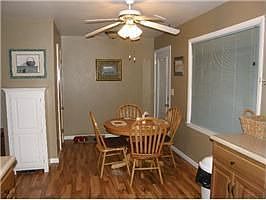 2nd image of 1828 Lloyd Ave