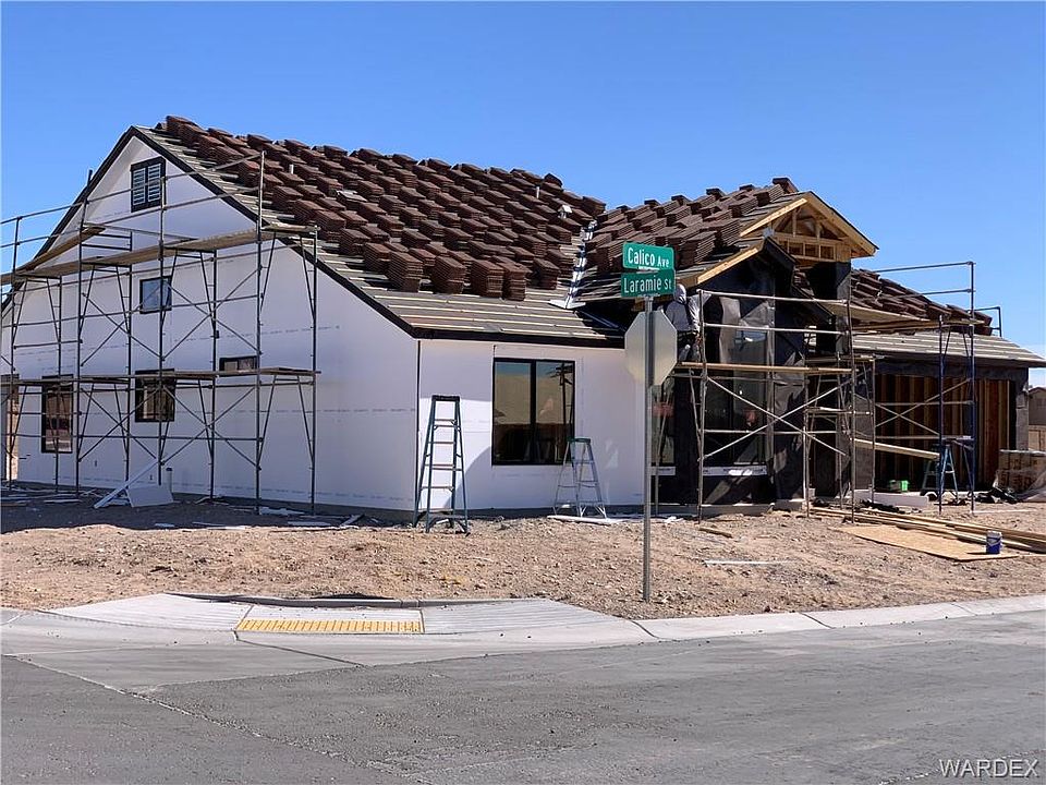1st image of 6076 Calico Ave