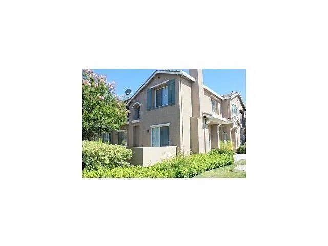 3877 Jasmine Cir photo 1