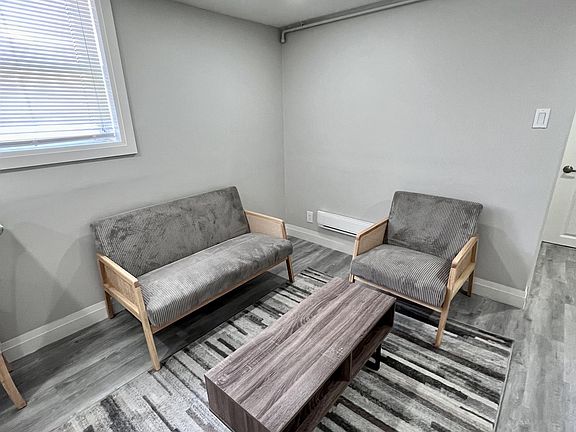 2nd image of 1518 University Ave W #1