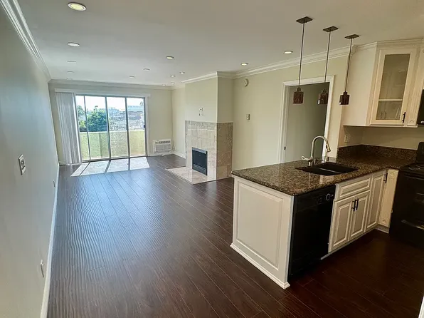 Barrington, 2414 S Barrington Ave #103, Los Angeles, CA 90064