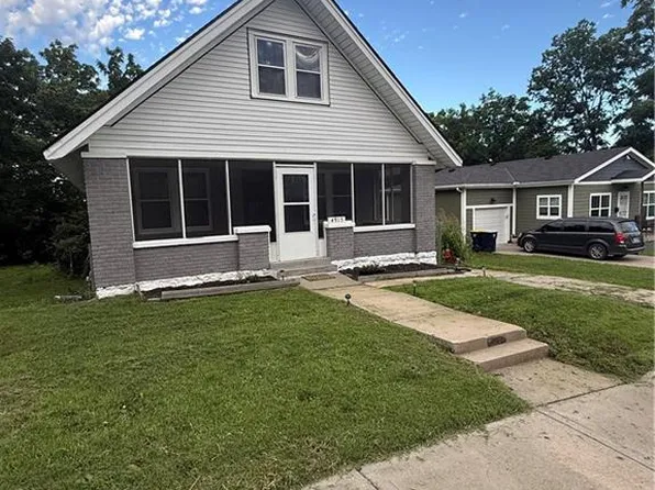 4915 Olive St, Kansas City, MO 64130