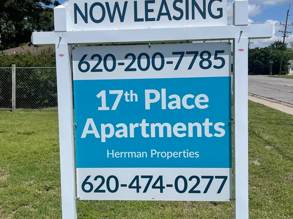 321 N Cleveland St #B, Hutchinson, KS 67501