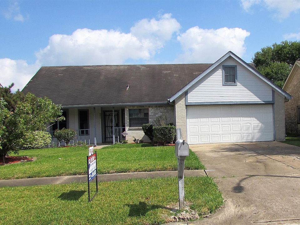 1st image of 2419 Doverglen Dr